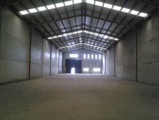 Miete Fabrikhalle in Alcolea. Nave instalada