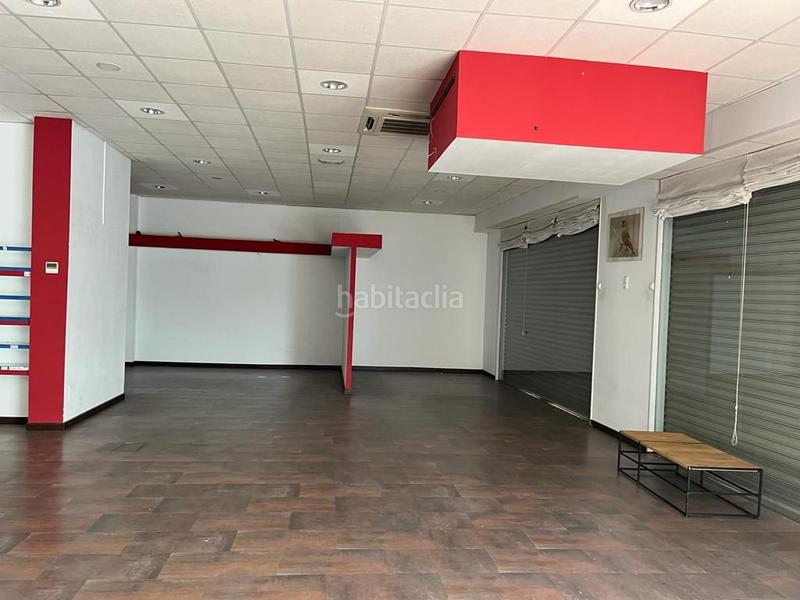 Foto e9a43626-f7b6-4ef9-a20e-6a49a9b6b238. Nave industrial nave comercial con escaparate en Alcolea Córdoba