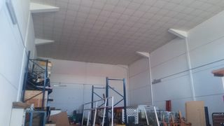 Capannone industriale in Alcolea