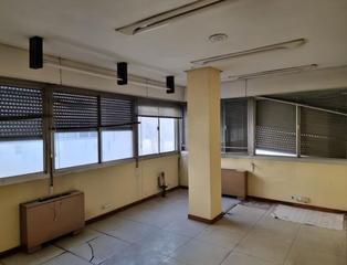 Office space in Avenida ronda de los tejares 28. Oficina en pleno centro de la ciudad