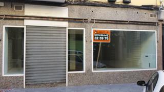 Local Comercial en Calle Juan de Cervantes 21