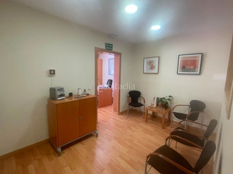 Foto 7cd9a78b-d72a-4ca2-8daf-8ff918195693. Alquiler local comercial zona centro en Centre Cornellà de Llobregat