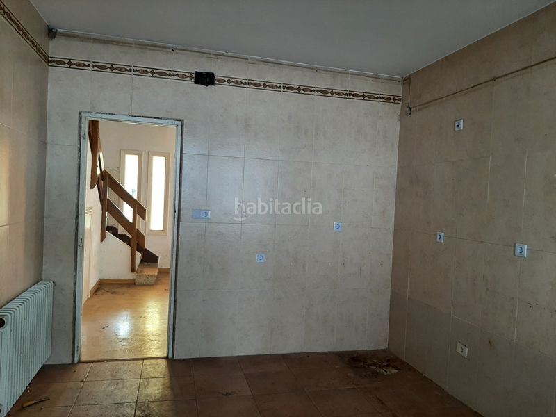 Foto f9ea632f-623f-4da4-b9cd-9b376454ea7d. Semi detached house in urbanización castro gil 12 in Lugo