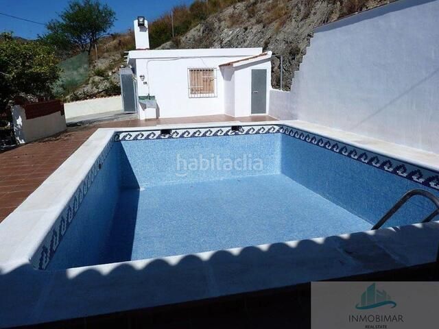 Foto bf0a53bb-4184-4f6b-8ec1-bee1d7292452. Casale con piscina in Motril ciudad Motril