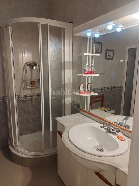 Foto d19a1192-d3d4-439e-9cbd-c07dd9e49e73. Reihenhaus in La Hacienda - Nueva Andalucía Dos Hermanas