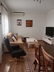 Miete Etagenwohnung  Avenida los pirralos 48. Piso alquiler avda los pirralos