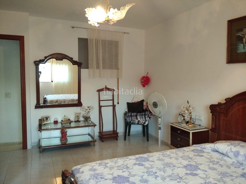 Foto 45ab4046-4fd4-40fb-81ff-c42aad40b204. Maison jumelée dans La Hacienda - Nueva Andalucía Dos Hermanas