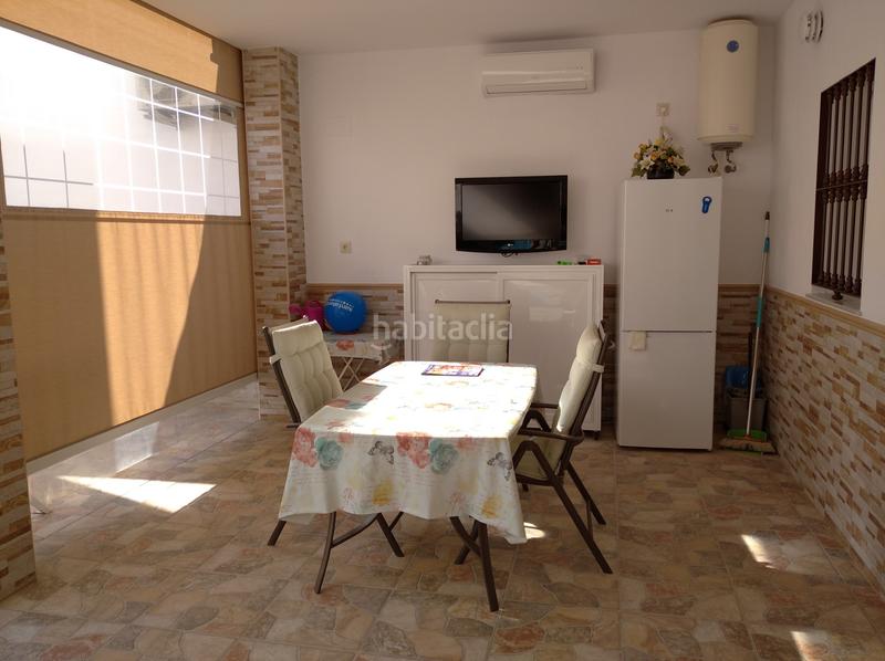 Foto 7db318be-d2e3-472c-b714-42ea5ee011a2. Casa  en la redondilla planta baja en Centro - Doña Mercedes Dos Hermanas