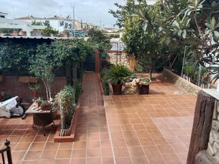 Casa en La Hacienda - Nueva Andalucía. Casa en las portadas con sotano