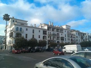 Pis a Calle chanquete 2. Venta de piso puerto de la duquesa. manilva