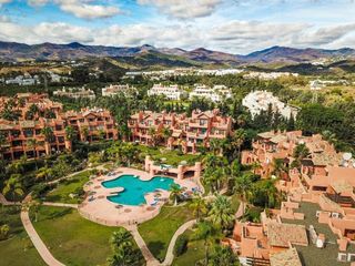 Piso  Calle merión. Piso en venta en coto de la serena. estepona