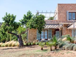 Mas à Santa María del Camí. Casa de campo de estilo mediterráneo en santa maría