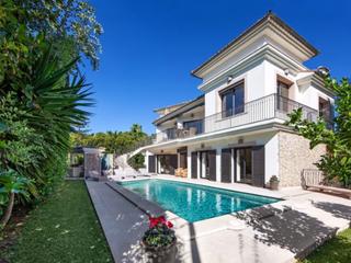 Casa a Port D´Andratx. Chalet de estilo clásico con piscina en port andratx