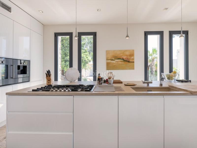 Foto 1480b343-e96b-49ca-a011-a97e051b6a3f. Casa amb calefacció aparcament piscina a Costa d´en Blanes Calvià