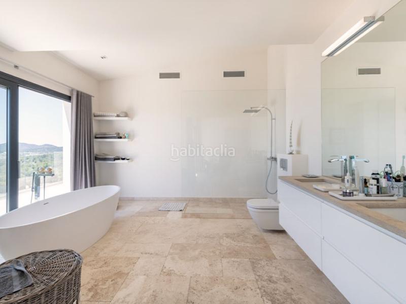 Foto 8f729f86-9c0c-4c41-a802-9a7ff392ec65. Casa amb calefacció aparcament piscina a Costa d´en Blanes Calvià