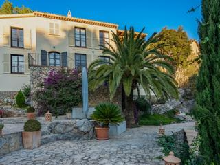 Mas à Puigpunyent. Encantadora casa con vistas al mar y piscina en galilea