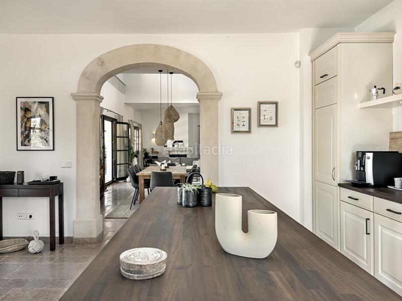 Foto 4f794f5b-6af4-4065-885d-e3f588e09d42. Masia amb aparcament piscina a Llucmajor interior Llucmajor