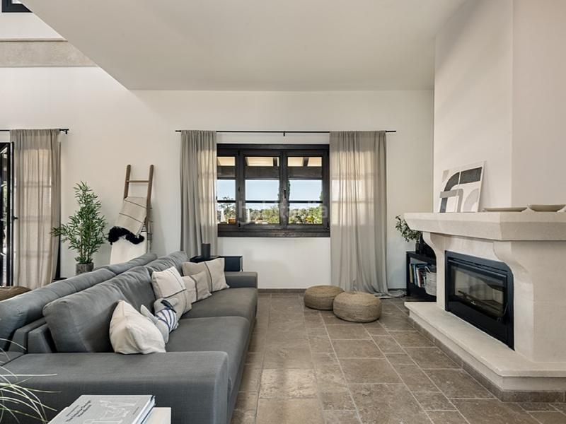 Foto 747d864f-4048-4bc8-ba22-defb139cdb19. Masia amb aparcament piscina a Llucmajor interior Llucmajor