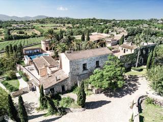 Mas à Manacor Centre. Viñedo mallorquin con más de 1000 años de historia  tradición y