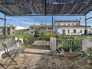 Maison à Santa María del Camí. Preciosa casa de pueblo con vistas, jardín y garaje en santa mar
