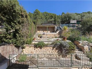 Casa a Alaró. Bonita casa con terreno edificable colindante, con garaje, pisci
