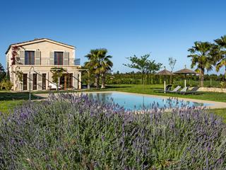 Mas à Llubí. Fantástica casa de campo en llubí elegancia y naturaleza combina