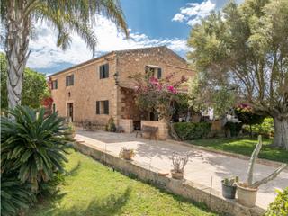 Country house in S´Aranjassa. Idílica propiedad para los amantes de los caballos con vistas pa