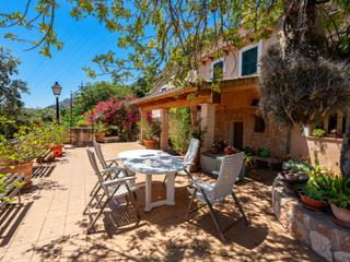 Country house in Bunyola. Bonita casa de campo en bunyola con super vistas al pueblo y a l