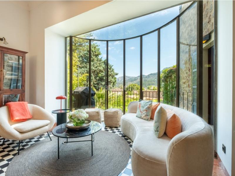 Foto b65f7821-cc5e-41a4-9f02-5e1b04442185. Casa amb calefacció aparcament piscina a Sóller