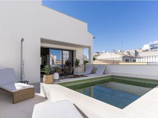 House in Son Espanyolet. Adosado reformado en un tranquilo barrio de palma con piscina, t