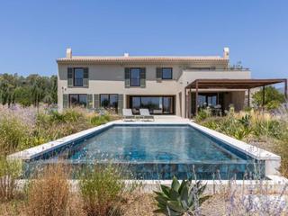 Country house in Son Serra-Sa Vileta. Casa de campo moderna  paraíso con piscina infinita y vistas imp