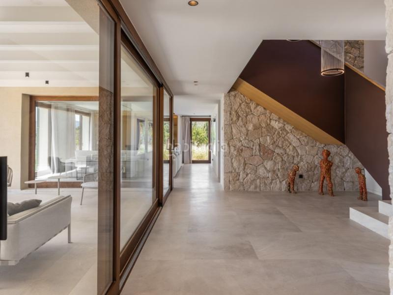 Foto ec7b56ae-27cf-4369-9545-34a7b3e23e5f. Masia amb aparcament piscina a Es Camp Redó Palma de Mallorca