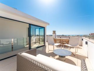 Apartment in Son Espanyolet. Moderno dúplex con azotea y vistas al mar en son espanyolet, pal