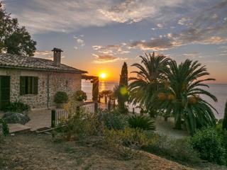 Bauernhof in Sóller. Su propio paraíso en esta finca con vista mar y casa de invitado