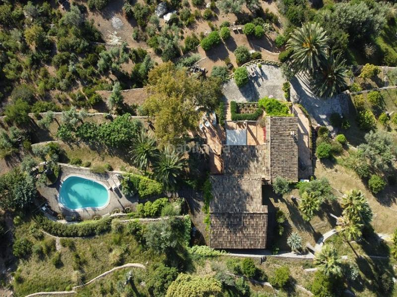 Foto 1fc9169f-7504-4db6-89de-e8a870366013. Masia amb piscina a Sóller