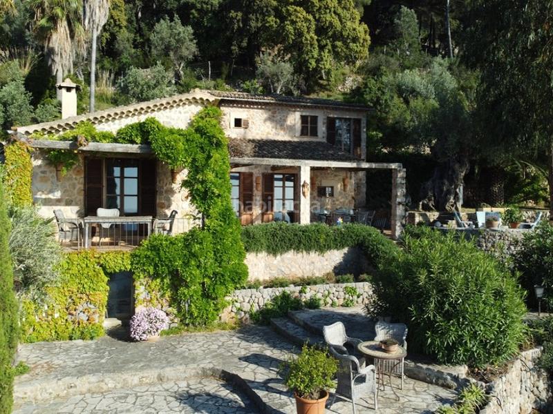 Foto e0b7239a-efee-470a-8d80-7aca546276aa. Masia amb piscina a Sóller