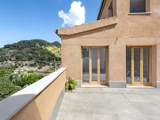 Maison à Bunyola. Casa de pueblo en bunyola con vistas a la montaña y piscina