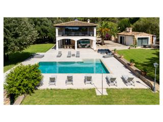 Masia a Pòrtol. Casa rural renovada con vistas al mar, piscina climatizada y jar