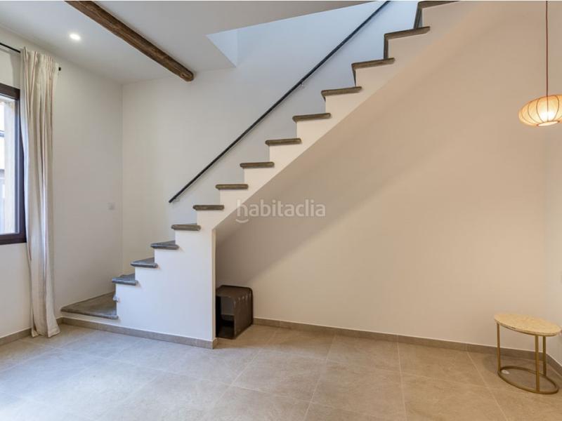 Foto 497e1b7f-ee92-4bcd-a040-8ef877bf97dc. Casa  de pueblo renovada con garaje y terraza en una ubicación céntrica en Campos