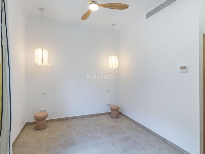 Foto afbaf7e5-f932-40b8-8303-102c15b524e6. Casa  de pueblo renovada con garaje y terraza en una ubicación céntrica en Campos