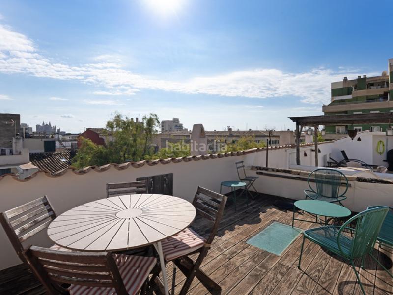 Foto 6b67cd16-86ab-4335-8ef6-71d25a0150b2. Apartamento encantador apartamento con azotea y vistas a la catedral de palma en Palma de Mallorca