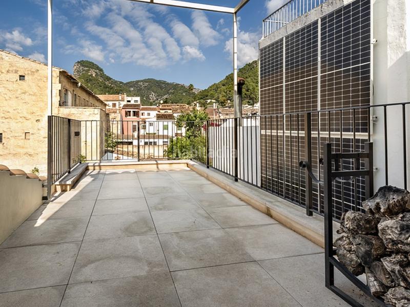 Foto d0bc0c72-8951-4d31-9300-b59b8d9667b1. Casa con piscina in Alaró