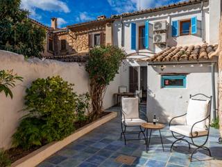 Casa a Alaró. Encantador adosado en alaró que combina el carácter tradicional