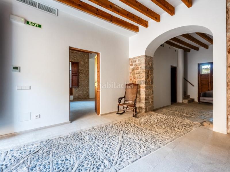 Foto c09dafff-a79b-430b-b01a-25c7e72bb376. Maison avec piscine dans Selva