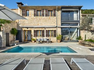 Maison à Alaró. Villa elegante con vistas impresionantes en alaró y licencia de