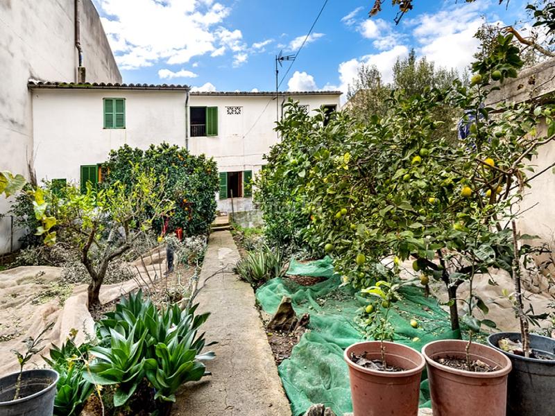 Foto 5423387d-583d-4bdf-a038-49ac23d2b5fd. Casa amb aparcament a Alaró