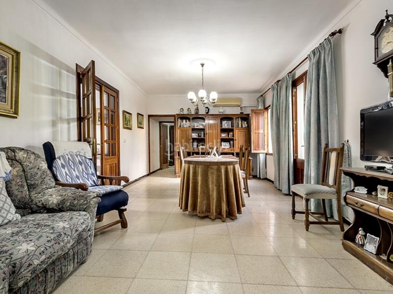 Foto a071632c-3b5d-4073-8ba0-f96e62a97ebe. Casa amb aparcament a Alaró