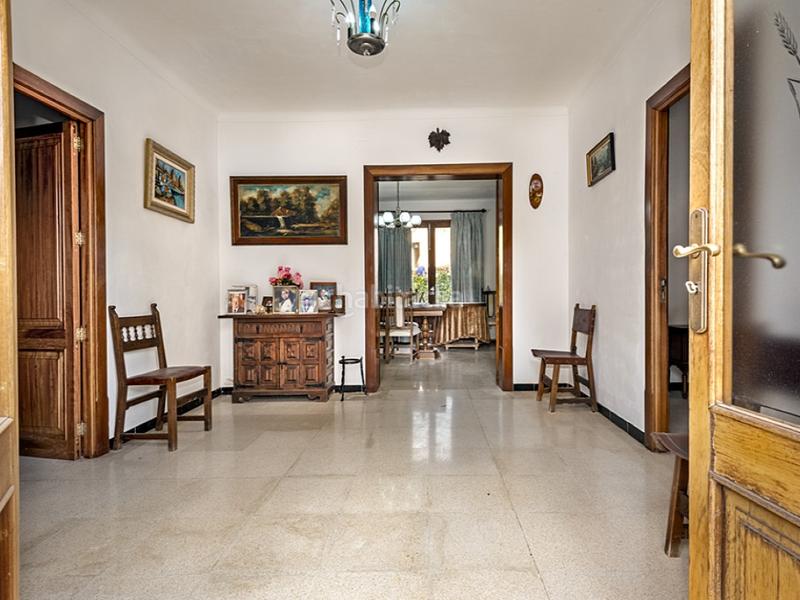 Foto c82deeb5-060e-4604-b504-808d407f46f4. Casa amb aparcament a Alaró