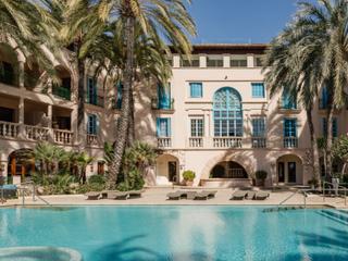 Maison à Cas Català-Illetes. Casa adosada renovada en una urbanización bien cuidada en primer