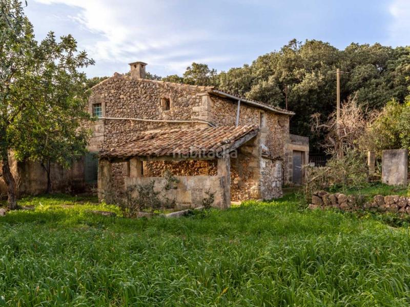 Foto d39393b3-fe8a-41d3-b65d-d557585d676d. Masia amb aparcament a Pollença poble Pollença
